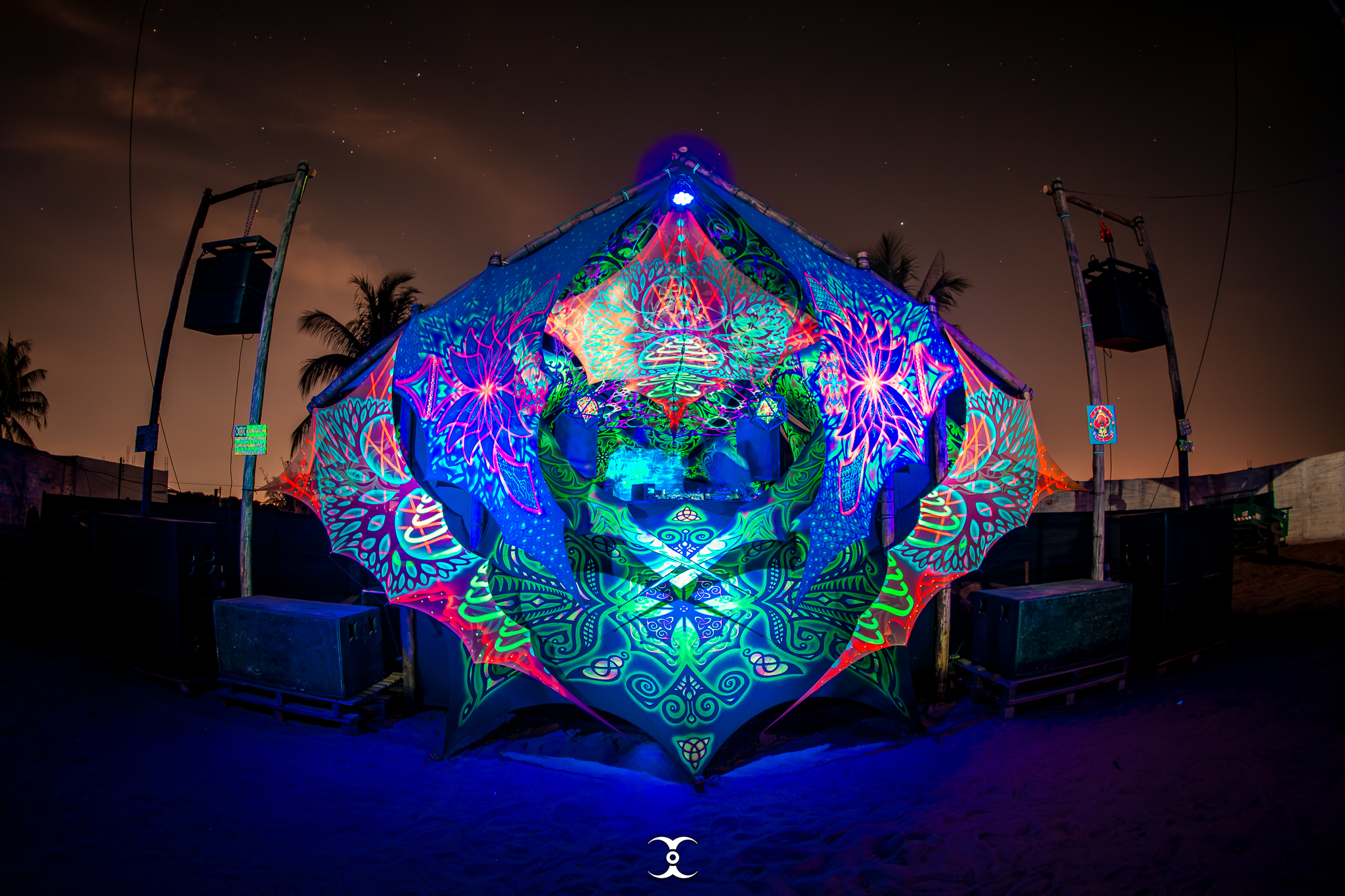 Tenda tensionada personalizada